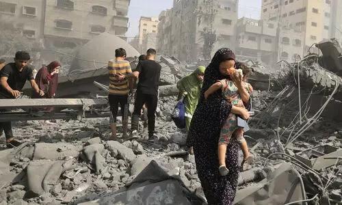 ഗസ്സയിൽ വെടിനിർത്തൽ നീട്ടി; ആശങ്കകൾക്കൊടുവിൽ ഏഴാം ദിനവും ആശ്വാസം