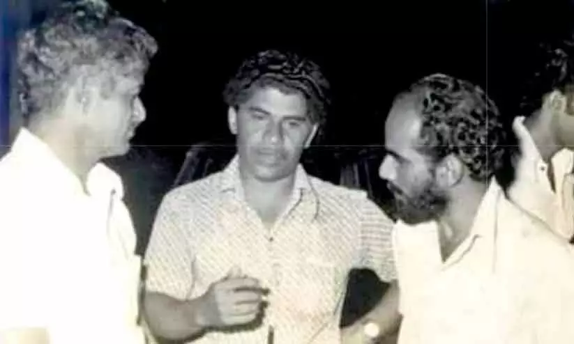 ബാലകൃഷ്​ണക്ക​ുറുപ്പ്​, ​െഎസക്​ അറക്കൽ എന്നിവർക്കൊപ്പം ചെലവൂർ വേണു