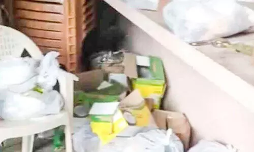 അതിദരിദ്രർക്ക് നൽകാനുള്ള ഭക്ഷ്യക്കിറ്റ്​ വിതരണം ചെയ്തില്ല