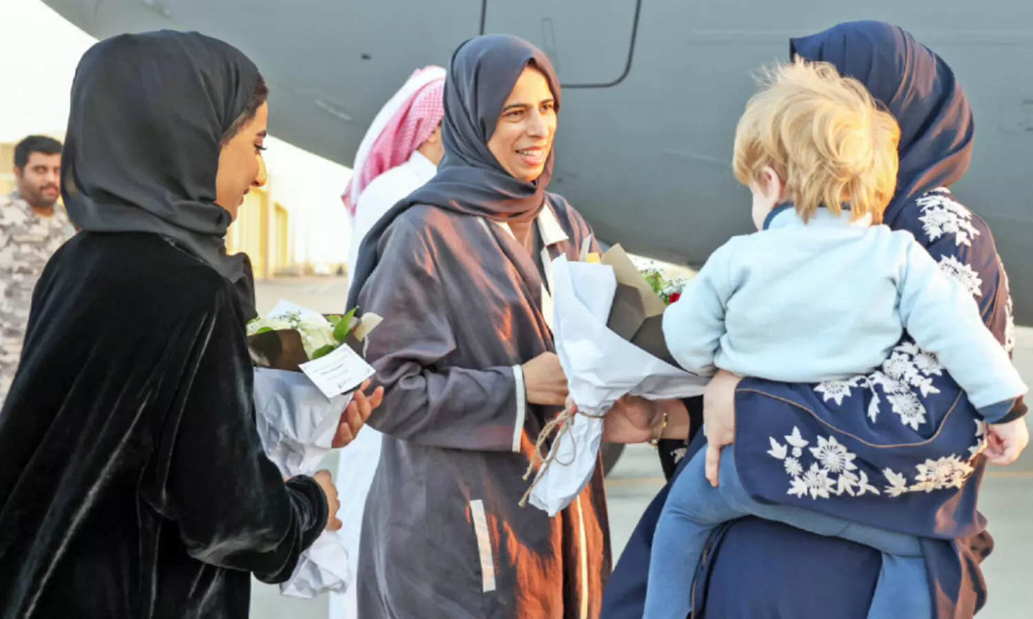 മ​ര​ണ​മു​ന​മ്പി​ൽ​നി​ന്ന് അ​വ​ർ ദോ​ഹ​യു​ടെ ക​ര​ങ്ങ​ളി​ല​ലി​ഞ്ഞു