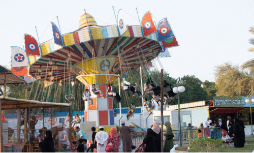 ദേ​ശീ​യ ദി​നാ​ഘോ​ഷ പൊ​തു അ​വ​ധി; വി​നോ​ദ​സ​ഞ്ചാ​ര കേ​ന്ദ്ര​ങ്ങ​ളി​ൽ വ​ൻ തി​ര​ക്ക്
