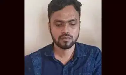 മരണ സർട്ടിഫിക്കറ്റിന് 13,000 രൂപ കൈക്കൂലി വാങ്ങിയ വില്ലേജ് ഓഫിസർ അറസ്റ്റിൽ