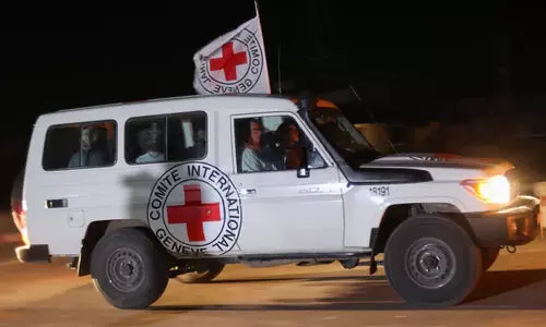 captives border crossing