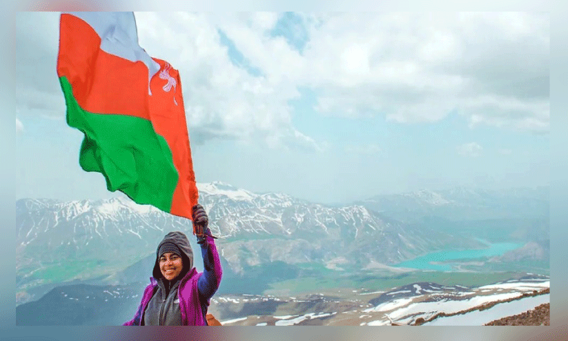 റു​മൈ​ത അ​ൽ ബു​സൈ​ദി​യ