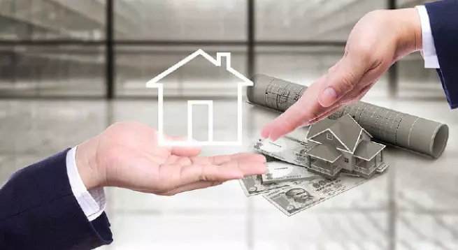 സ​ർ​ഫ​റാ​സി​യും പ്ര​വാ​സി​യും