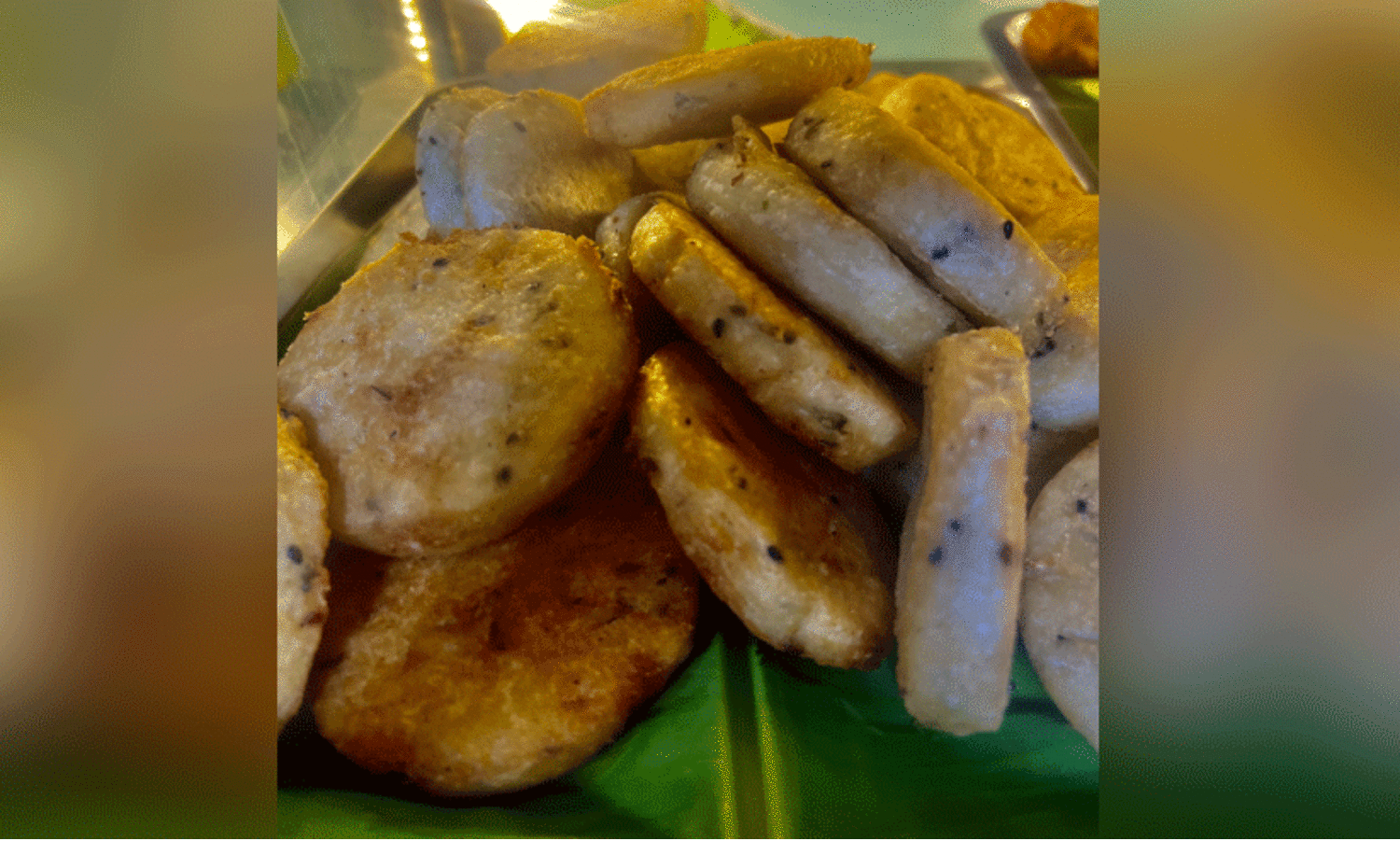 നാലുമണി ചായക്കൊപ്പം കഴിക്കാൻ പൊരിച്ച പത്തിരി