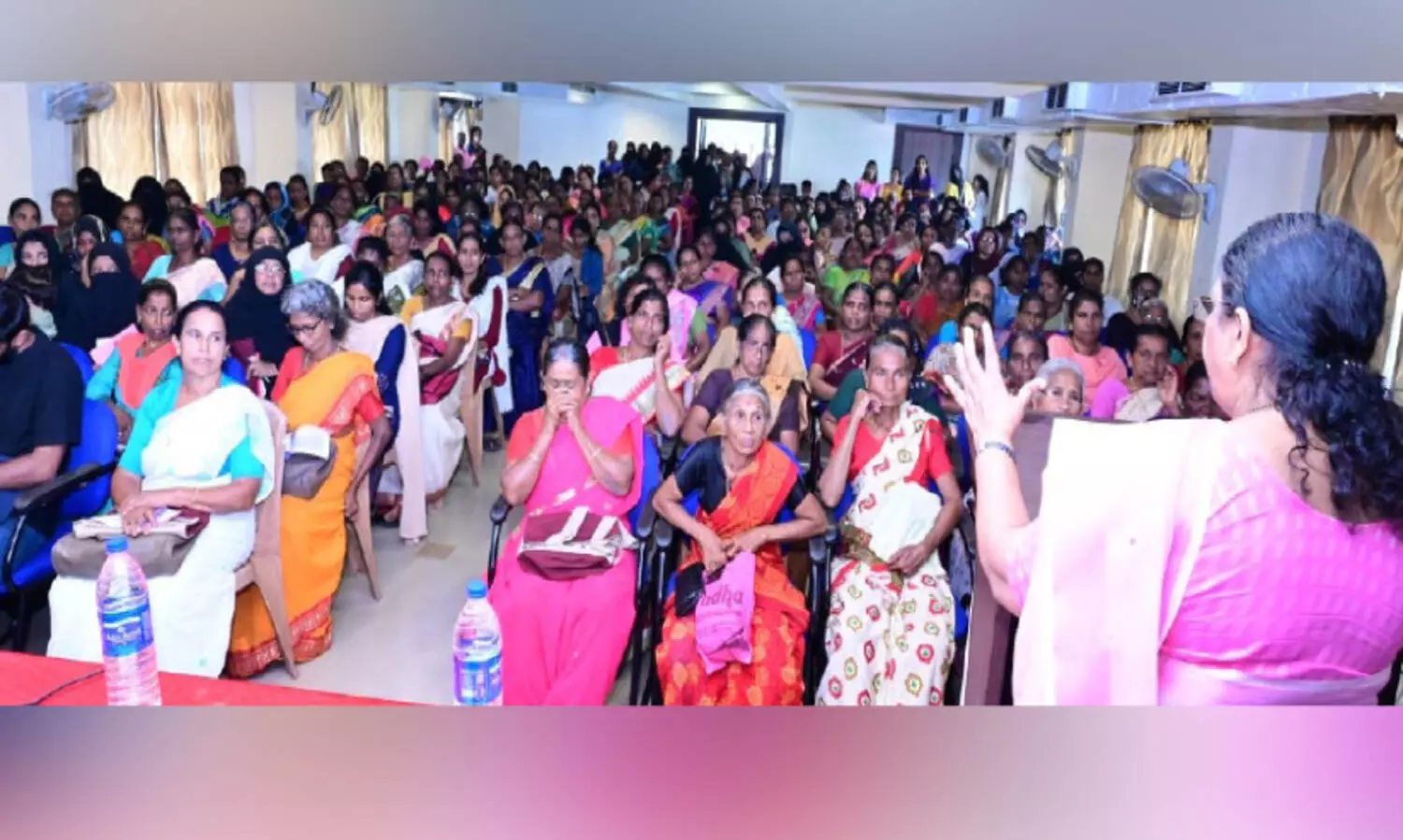 ഒറ്റപ്പെട്ടു കഴിയുന്ന സ്ത്രീകളുടെ പ്രശ്നം പഠിക്കും -വനിത കമീഷൻ