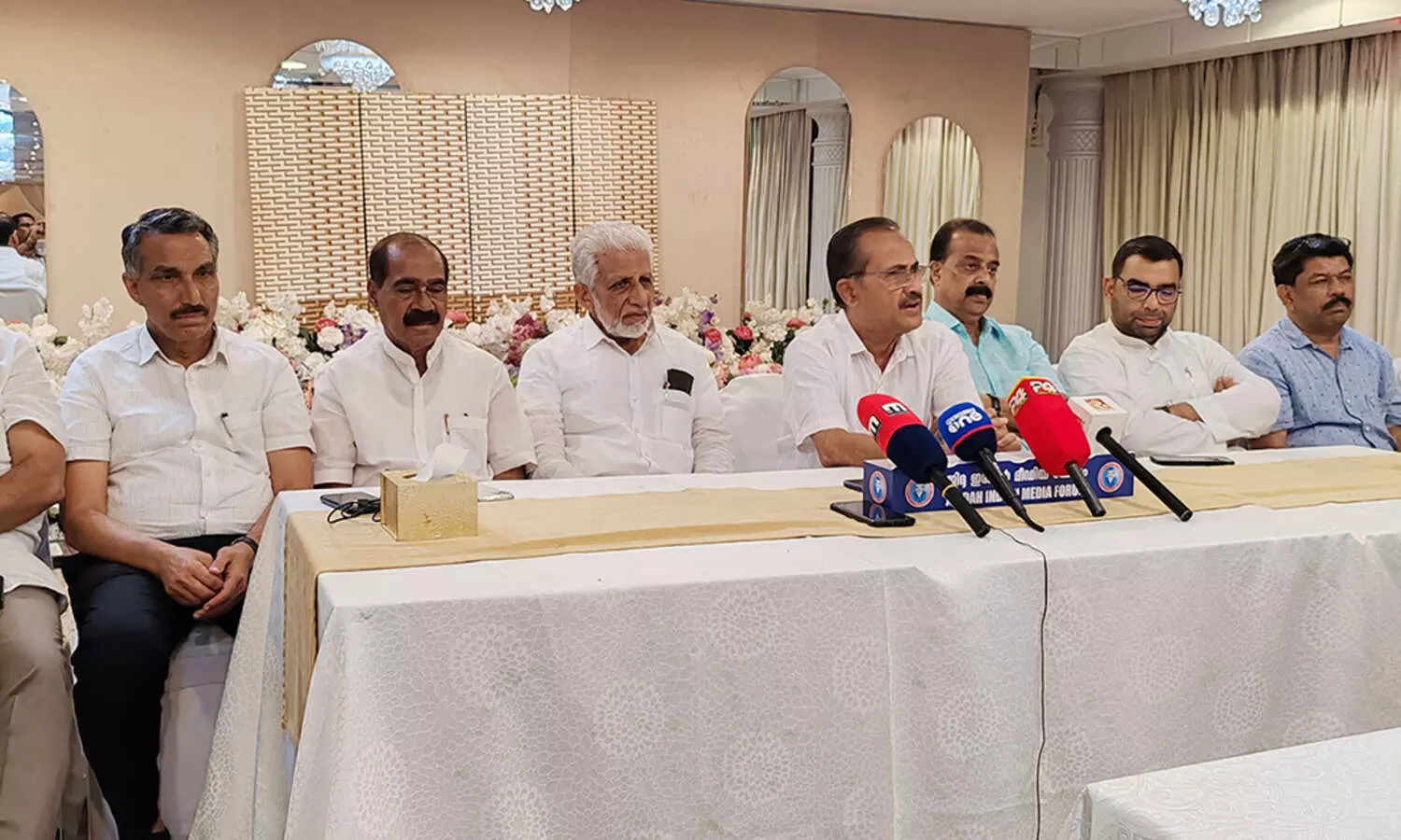 കെ.എം.സി.സിക്ക് ആഗോളതലത്തിൽ കമ്മിറ്റി നിലവിൽവരുന്നു; ഭാരവാഹികളെ ഉടൻ പ്രഖ്യാപിക്കുമെന്ന് പി.എം.എ സലാം