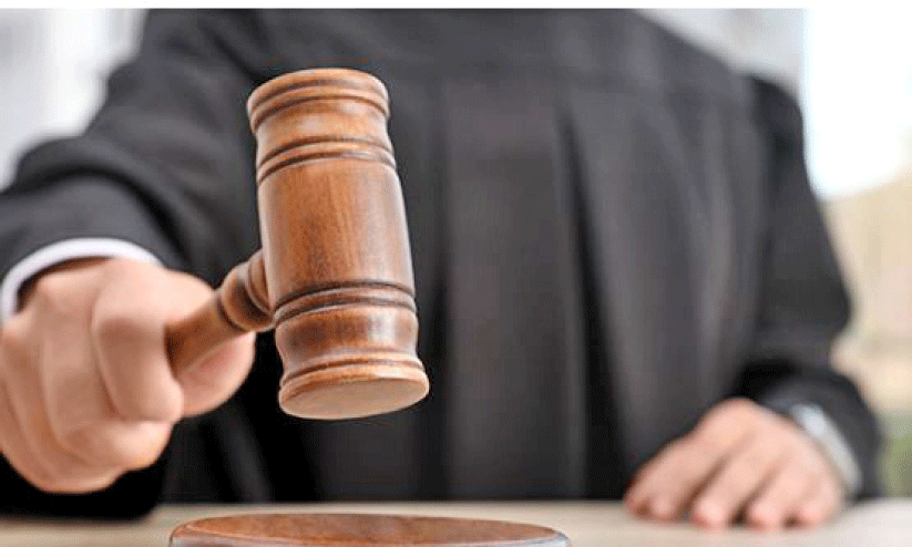 സ്വദേശി കുടുംബത്തെ കൊലപ്പെടുത്തി നാടുവിട്ട സംഭവം: പ്രതിയെ ഇന്ത്യ ഒമാന് കൈമാറും സ്വദേശി കുടുംബത്തെ കൊലപ്പെടുത്തി നാടുവിട്ട സംഭവം: പ്രതിയെ ഇന്ത്യ ഒമാന് കൈമാറും