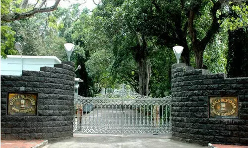 തൊഴിലാളികളുടെയും കർഷകരുടെയും രാജ്‌ഭവൻ ധർണ ഇന്ന്‌ തുടങ്ങും