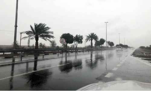 വി​വി​ധ എ​മി​റേ​റ്റു​ക​ളി​ൽ മ​ഴ; ജാ​ഗ്ര​ത വേ​ണ​മെ​ന്ന്​ പൊ​ലീ​സ്​