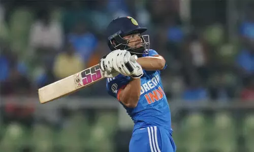 ഗ്രീൻഫീൽഡിൽ തീയിട്ട് ബാറ്റർമാർ; ഇന്ത്യക്ക് കൂറ്റൻ സ്കോർ