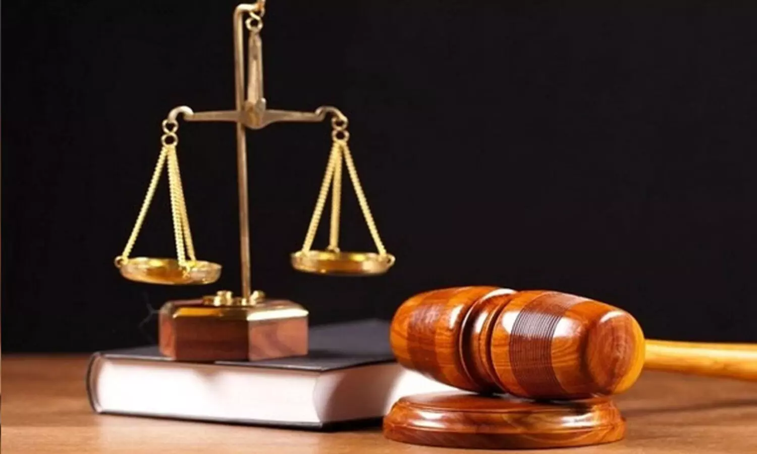 ഭവന നിർമാണ ക്രമക്കേട്: ആറുമാസം തടവും 2,000 രൂപ പിഴയും