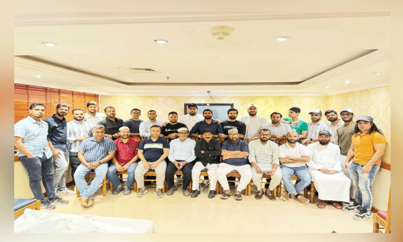 പ്ര​വാ​സി​ക​ൾ​ക്കും സ്കോ​ള​ർ​ഷി​പ് ന​ൽ​ക​ണ​മെ​ന്ന്​ പ്ര​മേ​യം