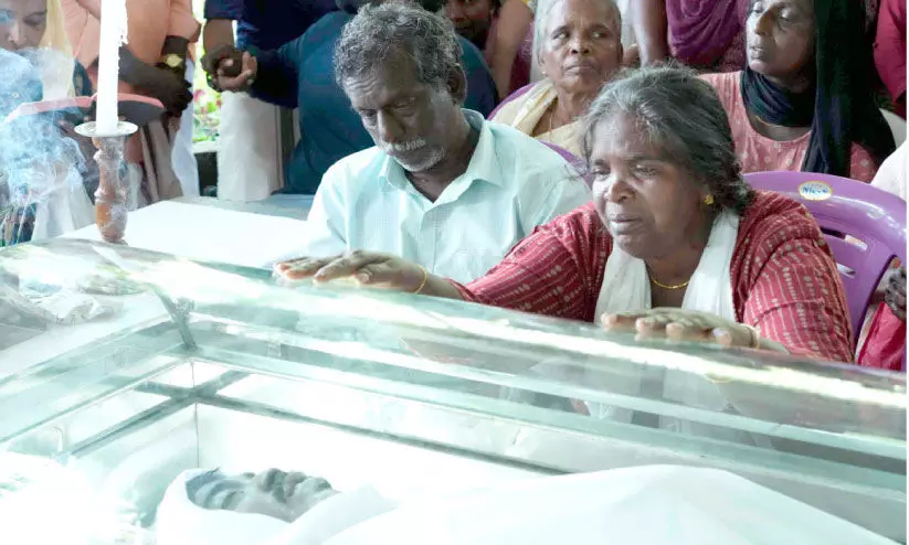 അതുൽ മടങ്ങിയത് കുടുംബത്തിന്റെ സ്വപ്നം ബാക്കിയാക്കി അതുൽ മടങ്ങിയത് കുടുംബത്തിന്റെ സ്വപ്നം ബാക്കിയാക്കി