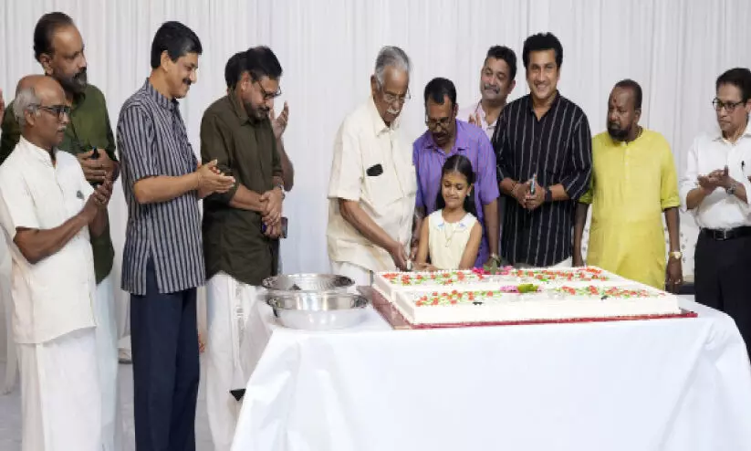 കഥയുടെ കുലപതിക്ക് 94ാം പിറന്നാൾ കഥയുടെ കുലപതിക്ക് 94ാം പിറന്നാൾ