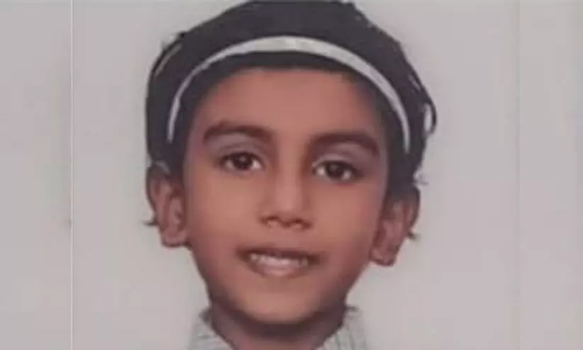 കൊല്ലത്ത് ആറുവയസ്സുകാരിയെ തട്ടിക്കൊണ്ടുപോയി; മോചനദ്രവ്യം ആവശ്യപ്പെട്ട് അമ്മയുടെ ഫോണിലേക്ക് കോൾ കൊല്ലത്ത് ആറുവയസ്സുകാരിയെ തട്ടിക്കൊണ്ടുപോയി; മോചനദ്രവ്യം ആവശ്യപ്പെട്ട് അമ്മയുടെ ഫോണിലേക്ക് കോൾ