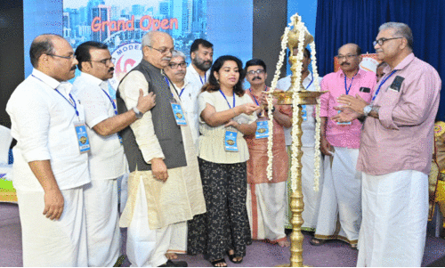 ഓ​ണാ​ഘോ​ഷ​വും കു​ടും​ബ​സം​ഗ​മ​വും