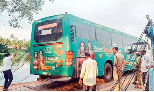 നവകേരള യാത്ര: ജങ്കാറിൽ ട്രയൽ റൺ