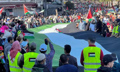 വെടിനിർത്തൽ: വഴിമുടക്കാൻ വെല്ലുവിളികൾ പലത്