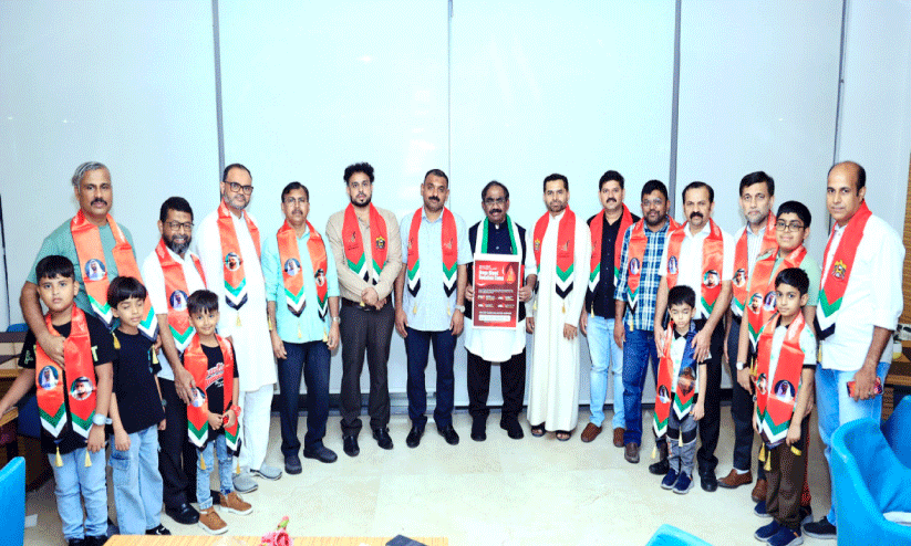 മെ​ഗാ ര​ക്​​ത​ദാ​ന ക്യാ​മ്പ് ബ്രോ​ഷ​ർ പ്ര​കാ​ശ​നം​