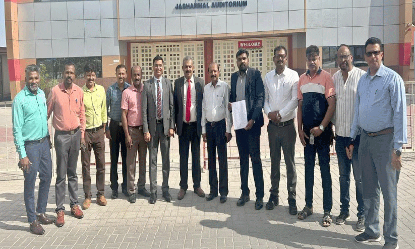 ഫീ​സ് കു​ടി​ശ്ശി​ക​യു​ടെ പേ​രി​ല്‍ ര​ക്ഷി​താ​ക്ക​ളു​ടെ വോ​ട്ട​വ​കാ​ശം നി​ഷേ​ധി​ക്ക​രു​ത് -യു.​പി.​പി