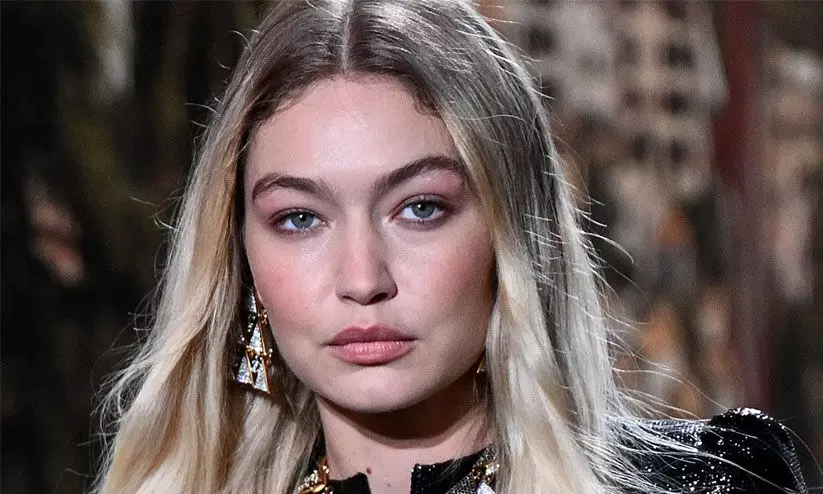 ‘കുട്ടികളെ തടവിലിടുന്ന ഏക രാജ്യമാണ് ഇസ്രായേൽ’; ഫലസ്തീൻ അനുകൂല പോസ്റ്റിട്ട മോഡൽ ഗിഗി ഹദീദിന് നേരെ സൈബർ ആക്രമണം ‘കുട്ടികളെ തടവിലിടുന്ന ഏക രാജ്യമാണ് ഇസ്രായേൽ’; ഫലസ്തീൻ അനുകൂല പോസ്റ്റിട്ട മോഡൽ ഗിഗി ഹദീദിന് നേരെ സൈബർ ആക്രമണം