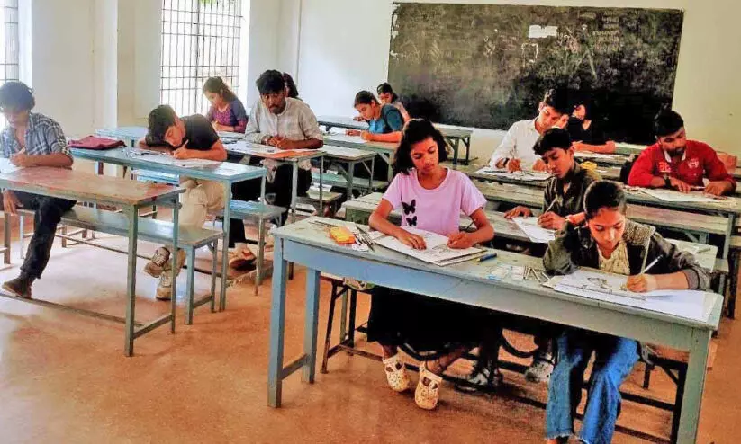 വയനാട് ജി​ല്ല സ്കൂ​ൾ ക​ലോ​ത്സ​വം: തു​ട​ക്കം... ജോ​റാ​യി; ആ​ദ്യ ദി​നം വി​രി​ഞ്ഞു സ​ർ​ഗവ​സ​ന്തം