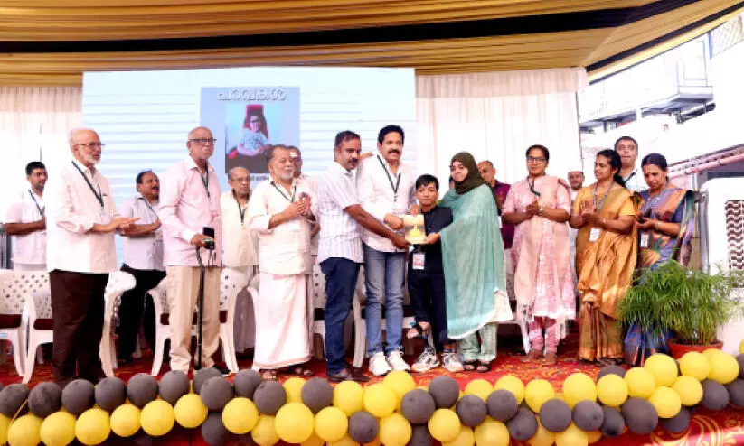 Muhammad Danishs novel Paravakal Gopinath Muthukad Asim Veli Given to Publish