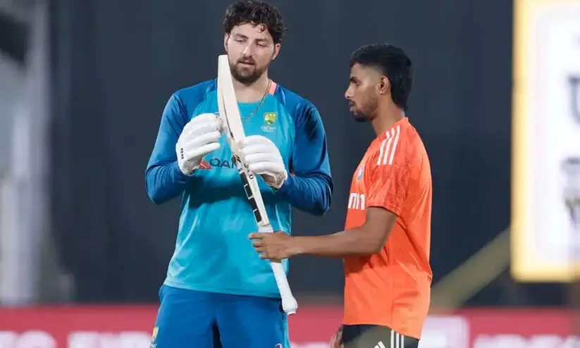 മൂന്നാം ട്വന്റി20: ടോസ് നേടിയ ആസ്ട്രേലിയ ഇന്ത്യയെ ബാറ്റിങ്ങിനയച്ചു മൂന്നാം ട്വന്റി20: ടോസ് നേടിയ ആസ്ട്രേലിയ ഇന്ത്യയെ ബാറ്റിങ്ങിനയച്ചു