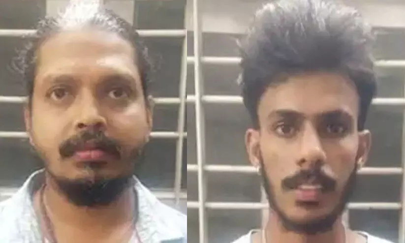 Moral gangsters who tried to attack young women by stopping their vehicle after asking their religion were arrested