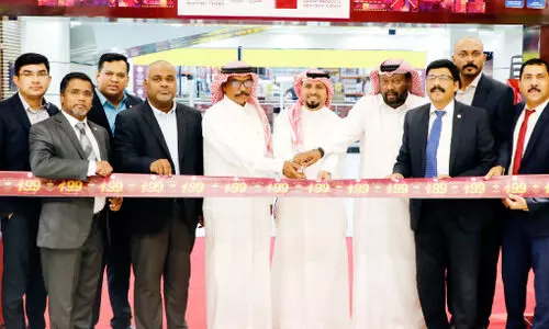 വി​ല​ക്കു​റ​വി​ന്റെ മേ​ള​യാ​യി റ​വാ​ബി​യി​ൽ ‘1 ടു 99 ​  റി​യാ​ൽ’ പ്ര​മോ​ഷ​ൻ