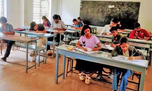 വയനാട് ജില്ല സ്കൂൾ കലോത്സവം: തുടക്കം... ജോറായി; ആദ്യ ദിനം വിരിഞ്ഞു സർഗവസന്തം വയനാട് ജില്ല സ്കൂൾ കലോത്സവം: തുടക്കം... ജോറായി; ആദ്യ ദിനം വിരിഞ്ഞു സർഗവസന്തം