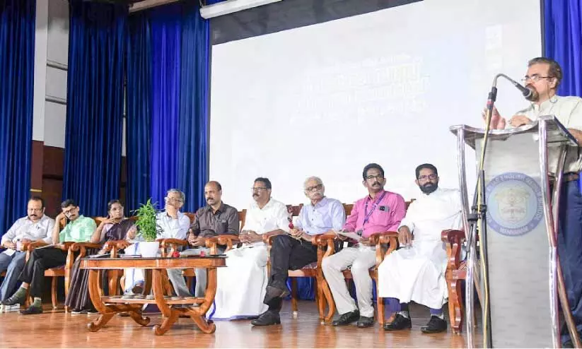 ഹൈസ്‌കൂൾതലം മുതൽ സ്റ്റാർട്ടപ്പുകൾ തുടങ്ങണം –വിദ്യാഭ്യാസ കോൺക്ലേവ്