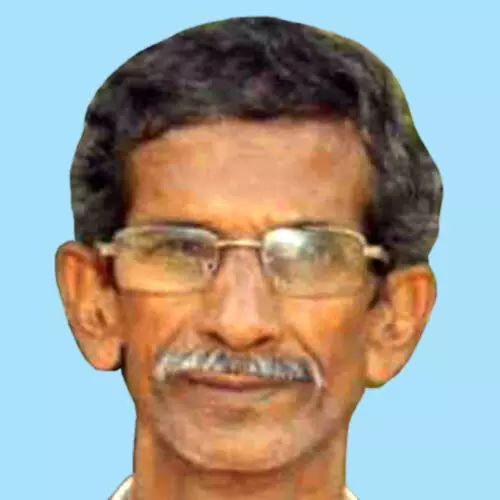 സ്കൂ​ട്ട​റി​ടി​ച്ച് പ​രി​ക്കേ​റ്റ വ​യോ​ധി​ക​ൻ മ​രി​ച്ചു