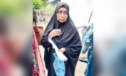 ന​ബീ​സു​മ്മ കാ​ലി​ക്ക​റ്റ് സ​ർ​വ​ക​ലാ​ശാ​ല​യി​ൽ ന​ട​ന്ന വ​ള്ളി​ക്കു​ന്ന് മ​ണ്ഡ​ലം ന​വ​കേ​ര​ള സ​ദ​സ്സി​ൽ