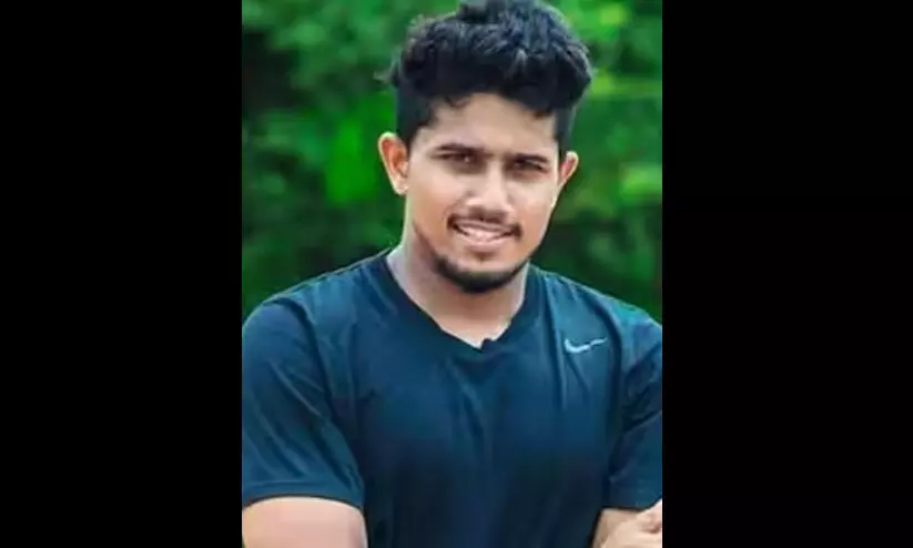 കായിക താരം ഓംകാർനാഥ് പുനലൂരിൽ വാഹനാപകടത്തിൽ മരിച്ചു കായിക താരം ഓംകാർനാഥ് പുനലൂരിൽ വാഹനാപകടത്തിൽ മരിച്ചു