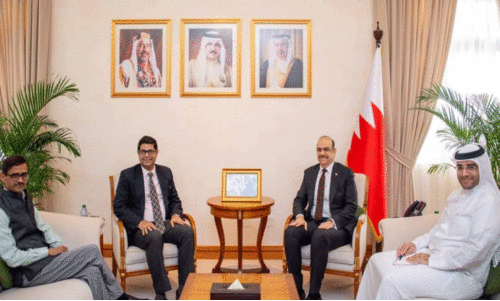 ഇ​ന്ത്യ​ൻ അം​ബാ​സ​ഡ​ർ നി​യ​മ​കാ​ര്യ മ​ന്ത്രി​യു​മാ​യി കൂ​ടി​ക്കാ​ഴ്ച ന​ട​ത്തി