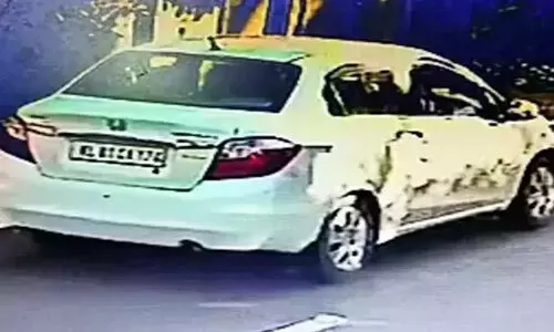 ആറു വയസ്സുകാരി ആശുപത്രി വിട്ടു; കുട്ടിയുടെ പിതാവിന്‍റെ ഫ്ലാറ്റിൽ പരിശോധന; ഫോൺ കസ്റ്റഡിയിലെടുത്തു