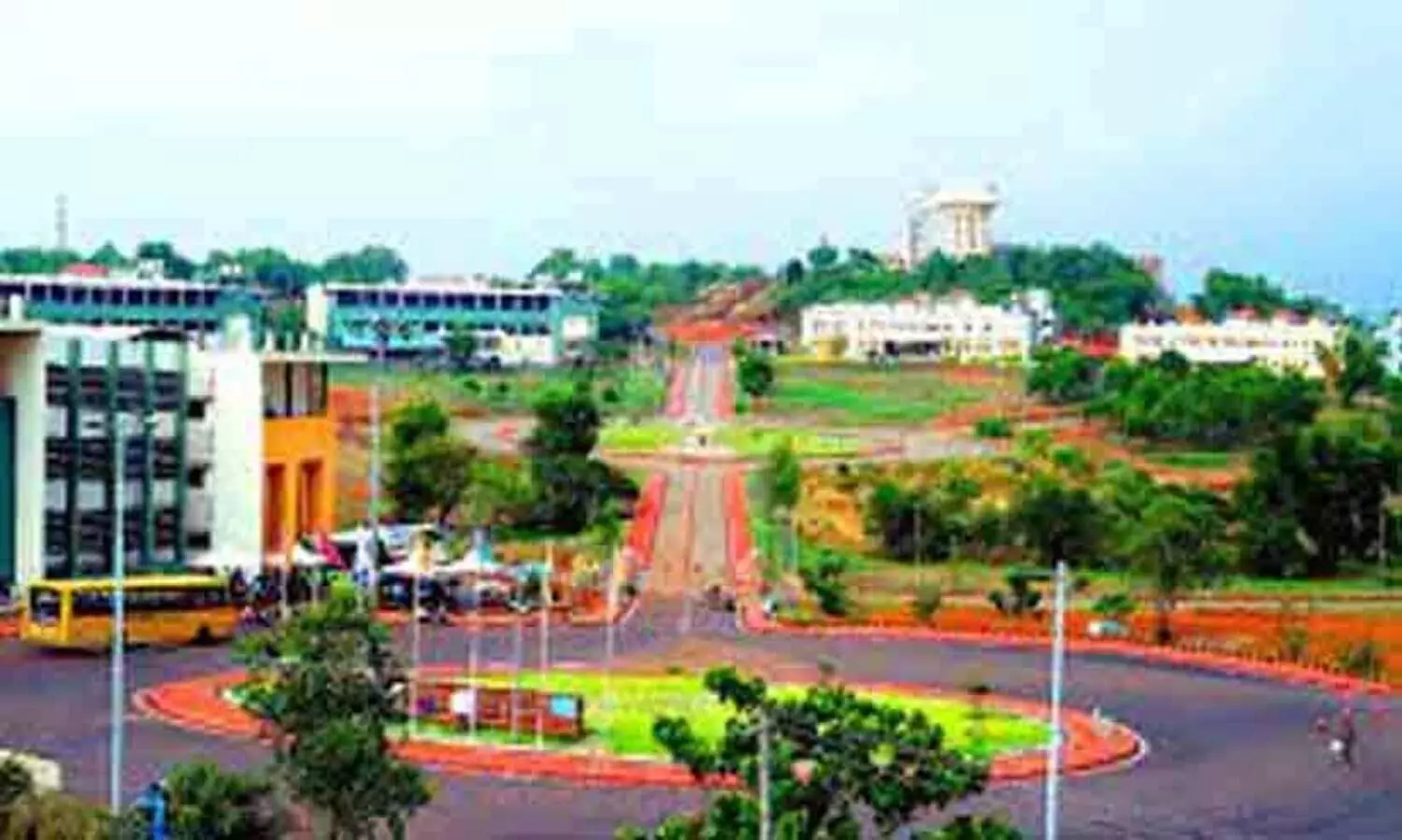 കേന്ദ്ര വാഴ്സിറ്റിയിലെ ലൈംഗികാതിക്രമം: പെൺകുട്ടിയെ ചികിത്സിച്ച ഡോക്ടർക്ക് കാരണം കാണിക്കൽ നോട്ടിസ്