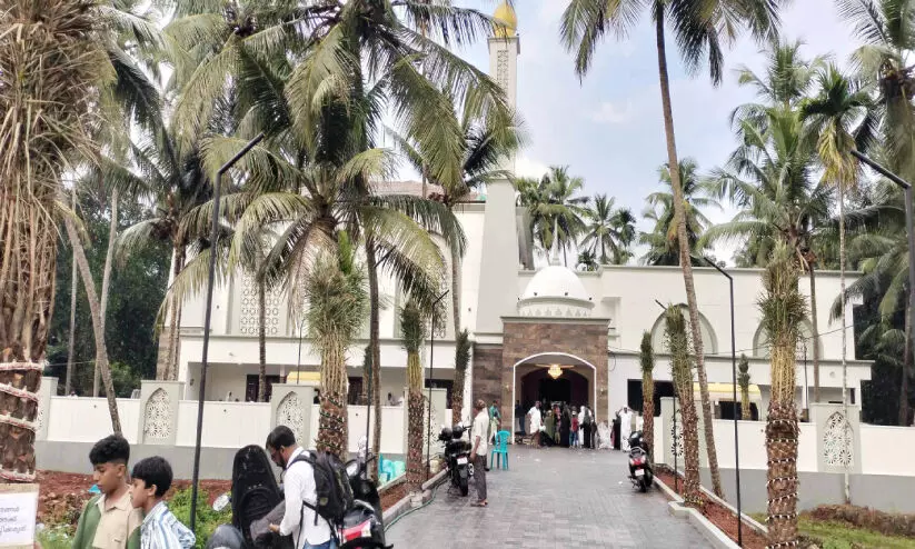 മതസൗഹാർദ വേദിയായി പൂനൂർ ഞാറപ്പൊയിൽ ജുമാ മസ്ജിദ്
