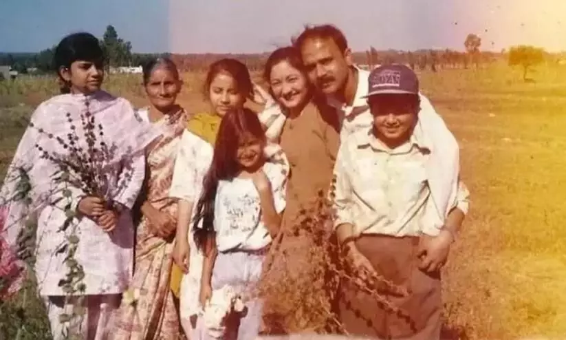 Anushka Sharmas Childhood Photos Surface, Netizens Hail Her Simple Background And Immense Hard Work