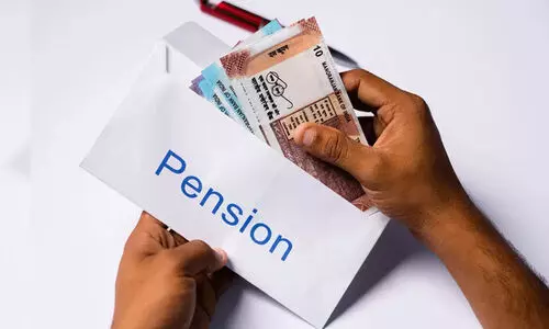 കോ​ർ​പ​റേ​ഷ​ൻ കൗ​ൺ​സി​ൽ യോ​ഗം: പെൻഷൻ മുടങ്ങുന്നതിൽ അടിയന്തരമായി ഇടപെടണം -നഗരസഭ