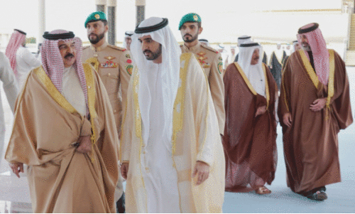 യു.​എ​ൻ കാ​ലാ​വ​സ്​​ഥാ ഉ​ച്ച​കോ​ടി​യി​ൽ പ​​ങ്കെ​ടു​ക്കാ​ൻ ഹ​മ​ദ്​ രാ​ജാ​വ്​ യു.​എ.​ഇ​യി​ലെ​ത്തി