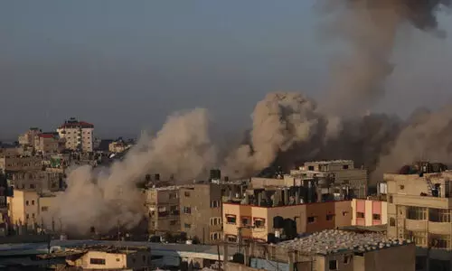 യുദ്ധലക്ഷ്യങ്ങളിൽ പ്രതിജ്ഞാബദ്ധരെന്ന് നെതന്യാഹു;    ഗസ്സയിൽ വ്യോമാക്രമണം തുടങ്ങി ഇസ്രായേൽ