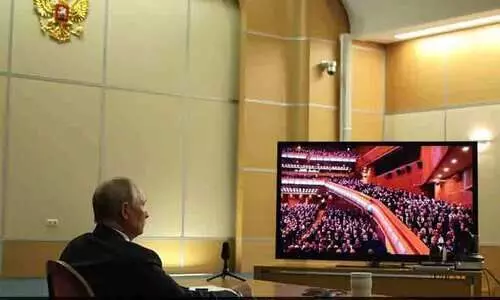 Vladimir Putin Urges Russian Women To Have  8 Or More Children