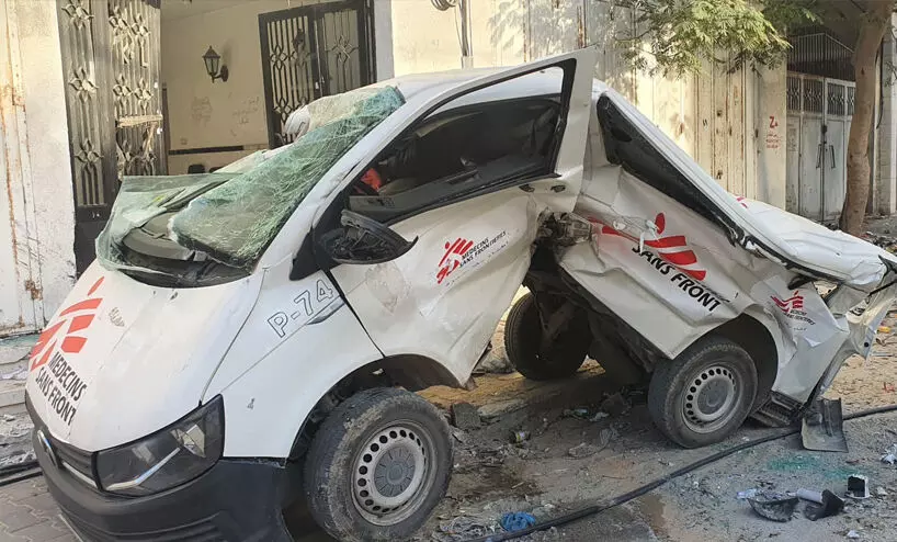 ഗസ്സയിൽ 5 എം.എസ്.എഫ് വാഹനങ്ങൾ കത്തിക്കുന്ന വിഡിയോ പുറത്ത്: അന്വേഷണം വേണമെന്ന് ആവശ്യം ഗസ്സയിൽ 5 എം.എസ്.എഫ് വാഹനങ്ങൾ കത്തിക്കുന്ന വിഡിയോ പുറത്ത്: അന്വേഷണം വേണമെന്ന് ആവശ്യം