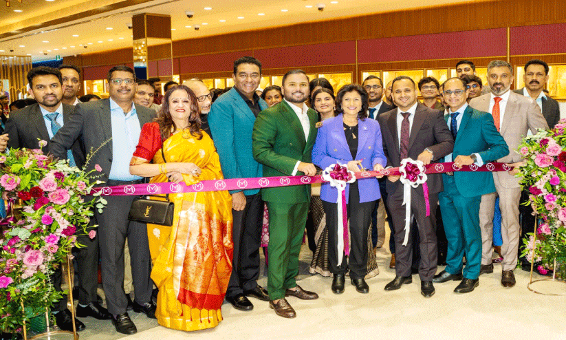 മ​ല​ബാ​ര്‍ ഗോ​ള്‍ഡ് കാ​ന​ഡ​യി​ൽ ഷോ​റൂം ആ​രം​ഭി​ച്ചു