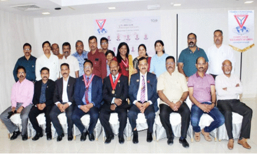 വൈ​സ് മെ​ൻ​സ് ക്ല​ബ് ഭാ​ര​വാ​ഹി​ക​ൾ സ്ഥാ​ന​മേ​റ്റു