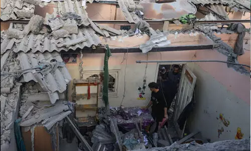 ആക്രമണം കനപ്പിച്ചു, കരയുദ്ധം തെക്കൻ ഗസ്സയിലേക്കും?